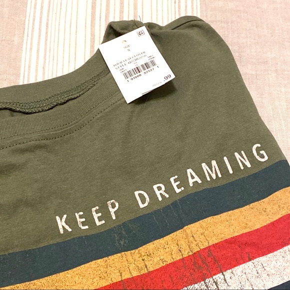 Long sleeve graphic tee “Keep dreaming” - Picture 4 of 4